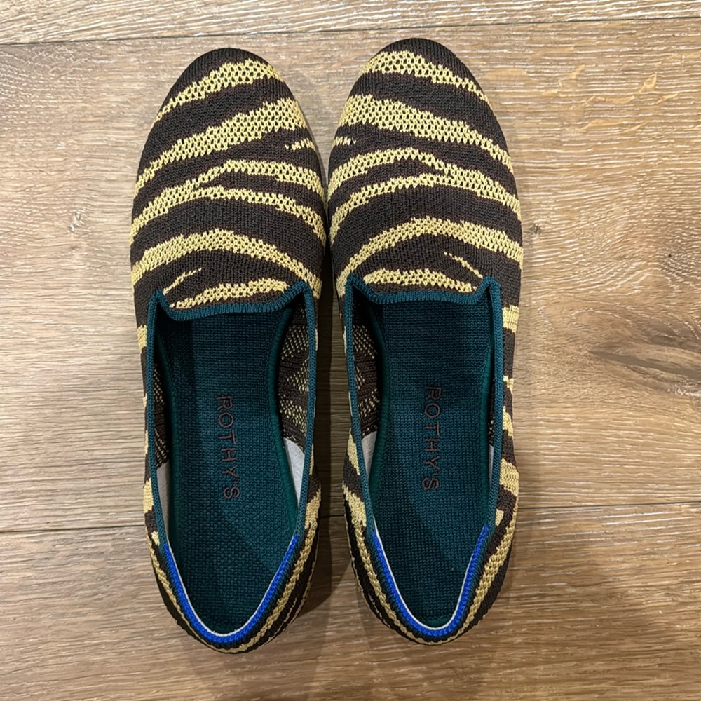 Rothy’s chai zebra loafers excellent condition size 8.5